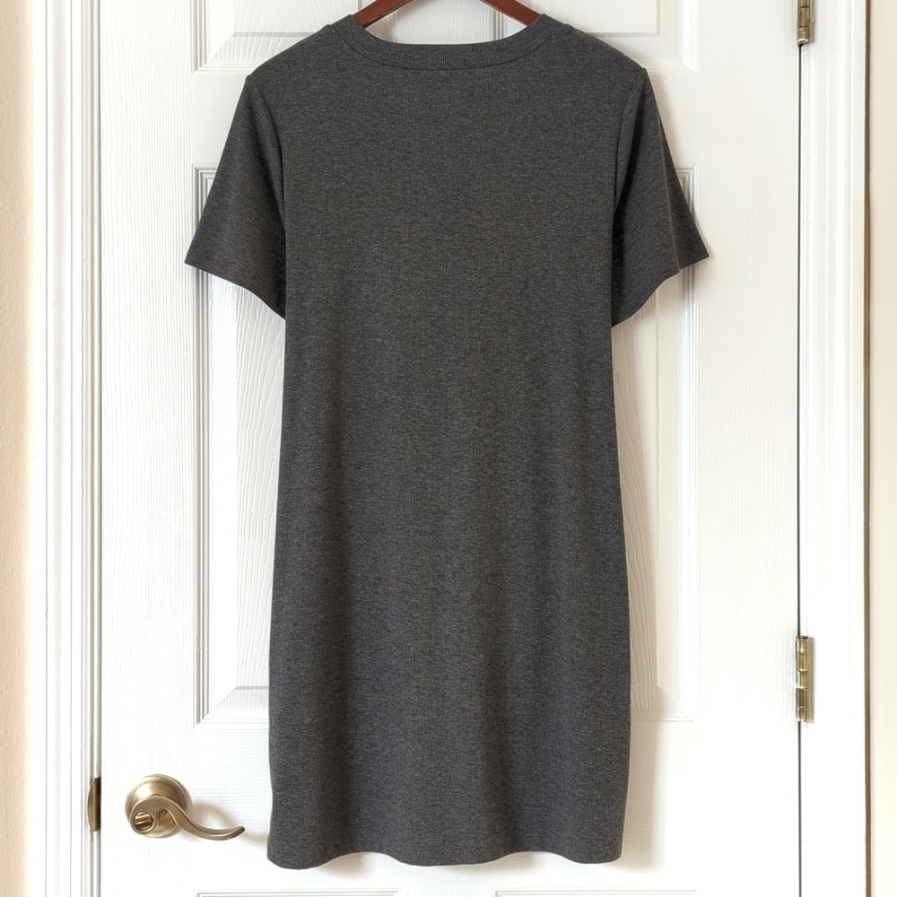 Lulus Live In Love Ribbed Knit V-neck Tie Knot Front Mini T-shirt Dress Gray M - Picture 10 of 13